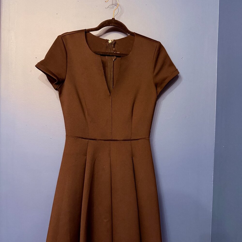 Brown Guess Zip-Back Dress